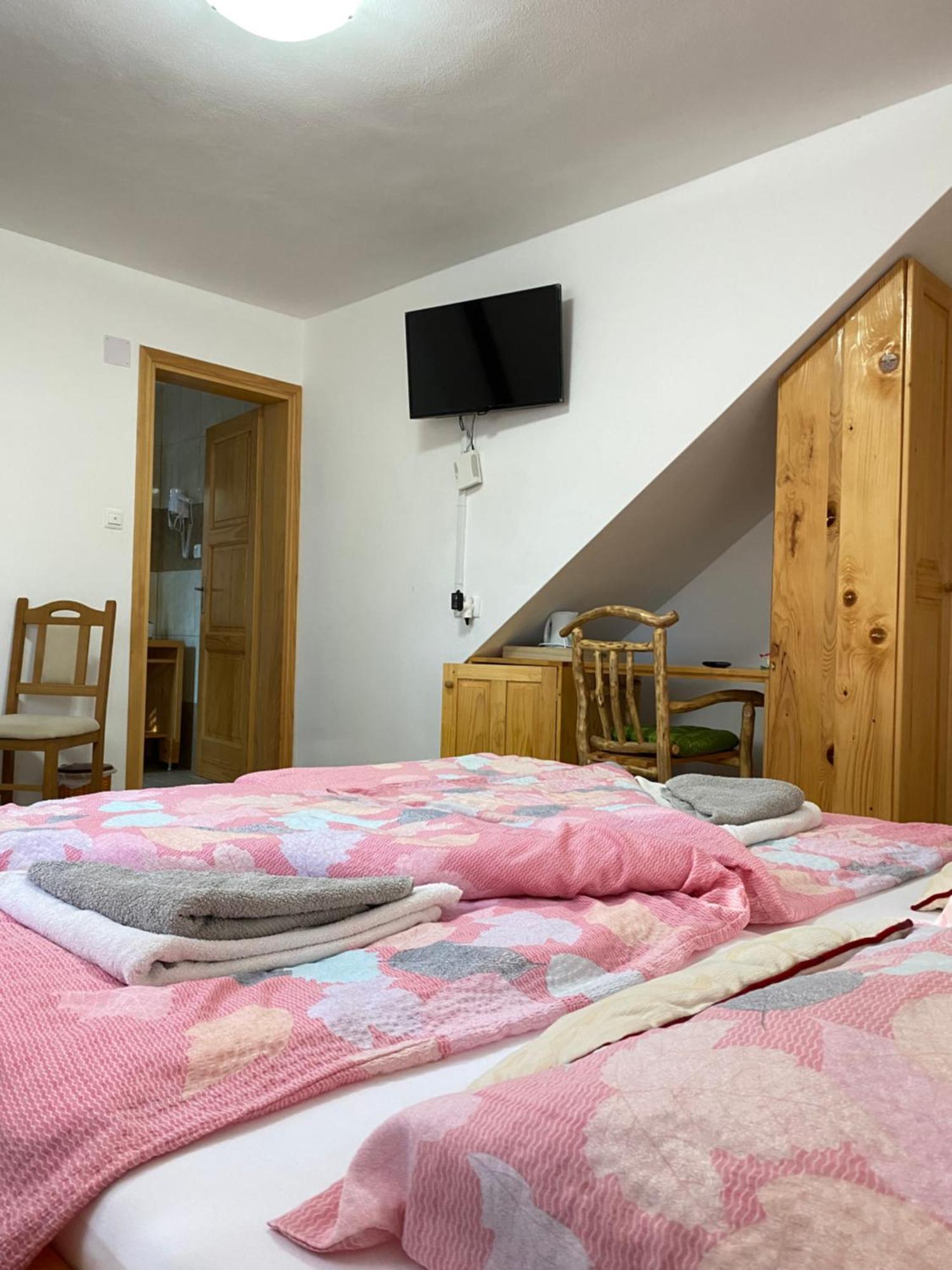 House Maka Hotel Rudanovac ภายนอก รูปภาพ