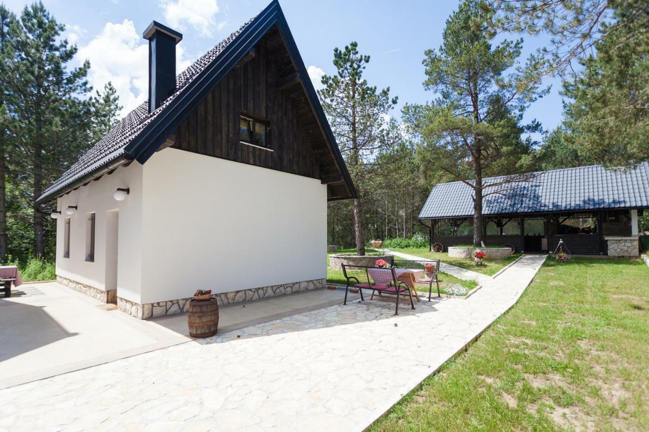 House Maka Hotel Rudanovac ภายนอก รูปภาพ